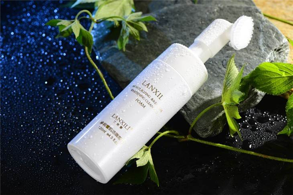 COSMETICSTRADESHOWWITHCONGRESS(图1)